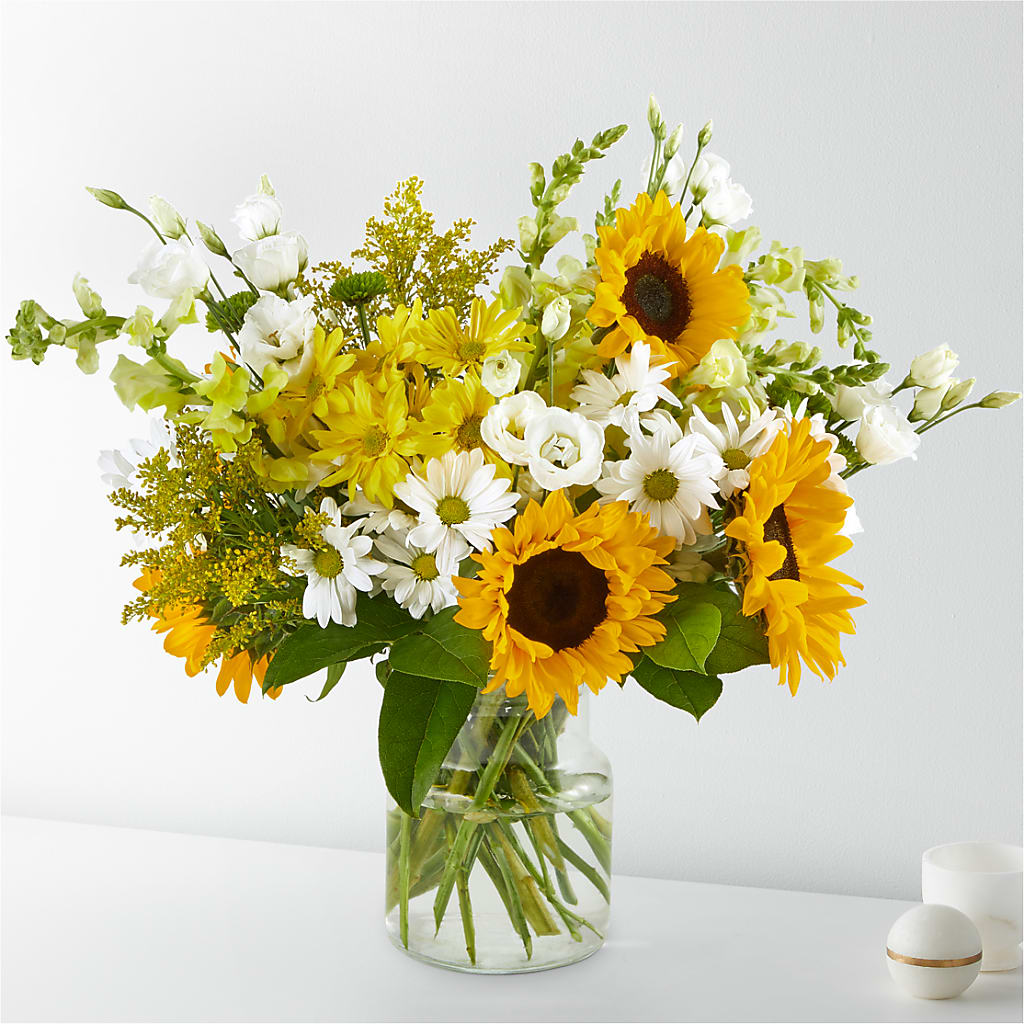 Hello Sunshine Bouquet – The Total Event Li Inc, Bethpage NY