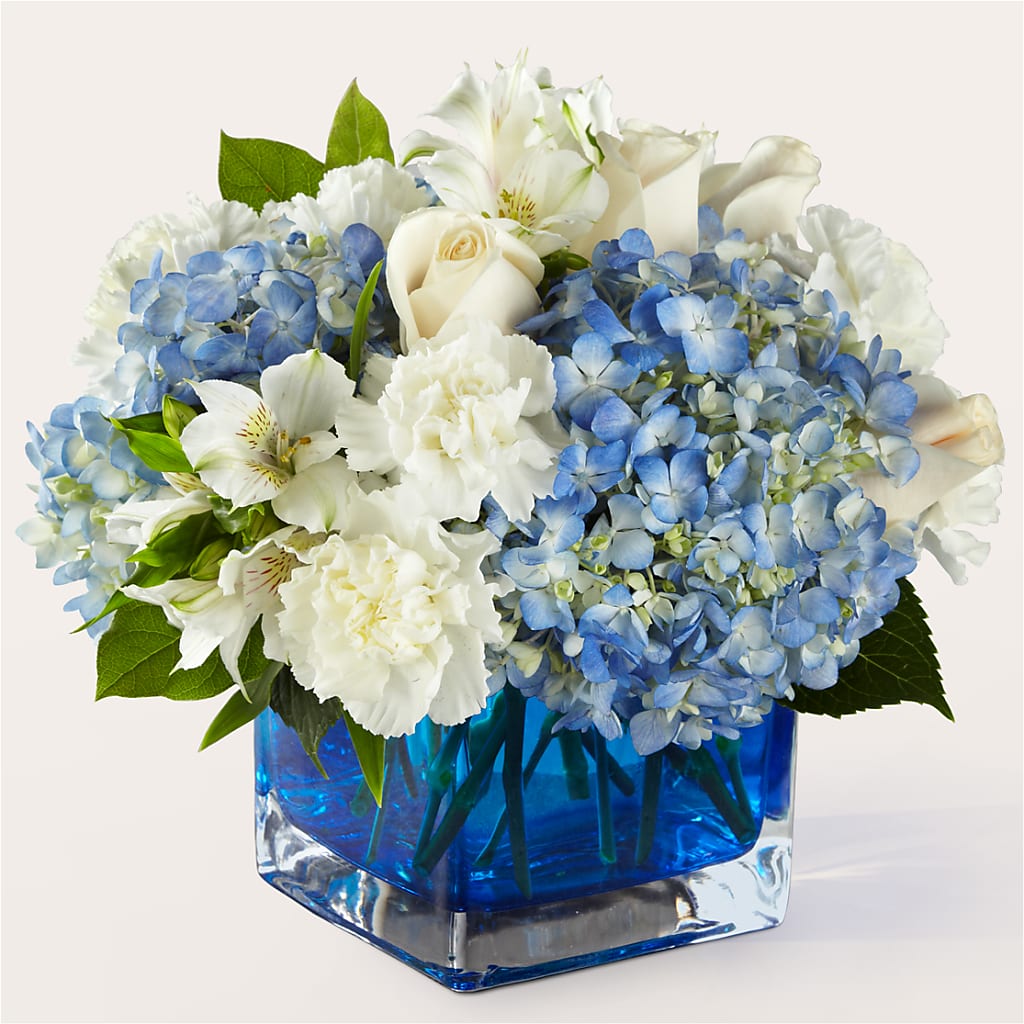 Soothing Waters Bouquet – The Total Event Li Inc, Bethpage NY