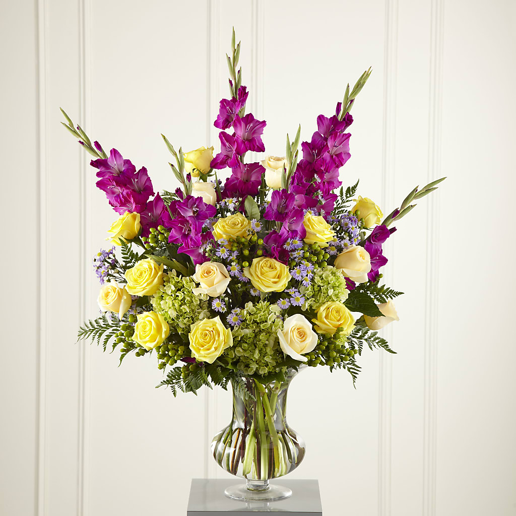 Loveliness Arrangement – The Total Event Li Inc, Bethpage NY