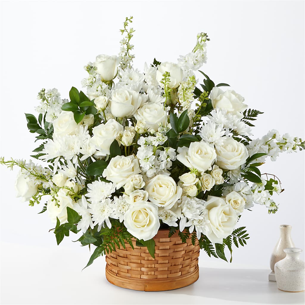 Heartfelt Condolences Arrangement – The Total Event Li Inc, Bethpage NY