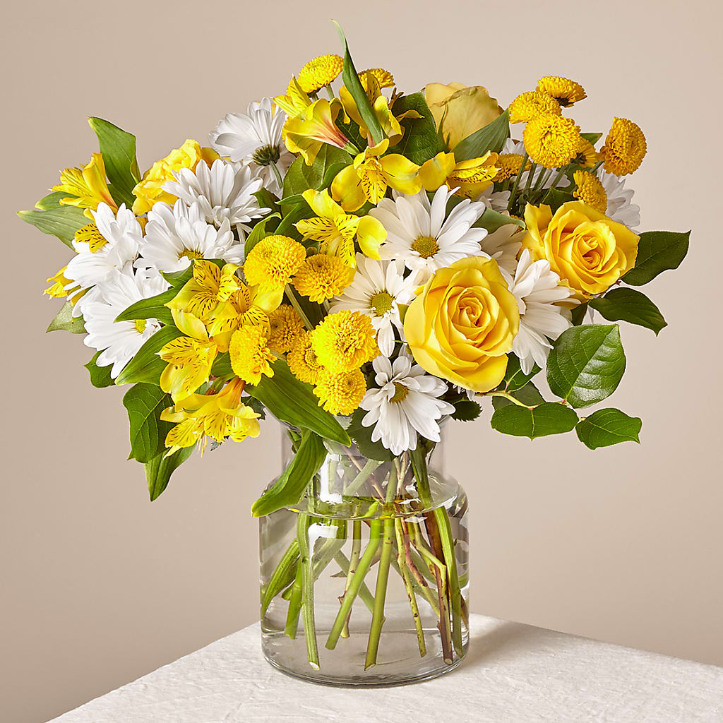 Sunny Sentiments Bouquet – The Total Event Li Inc, Bethpage NY
