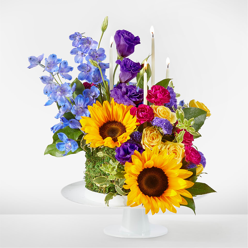 Star of the Day Floral Cake – The Total Event Li Inc, Bethpage NY