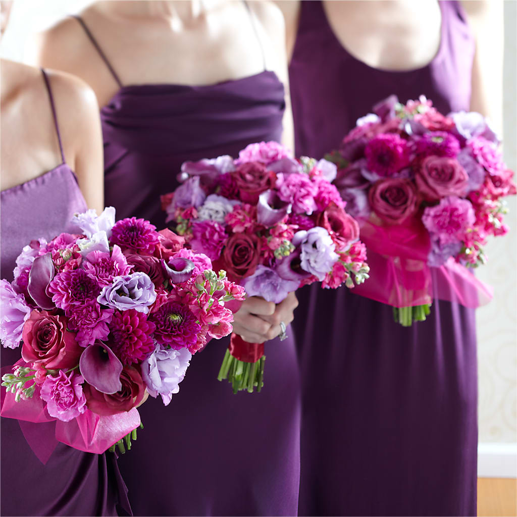 Bridesmaid's Garden Bouquet – The Total Event Li Inc, Bethpage NY