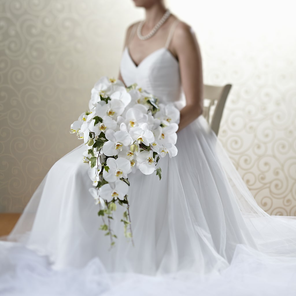 Classic White Bouquet – The Total Event Li Inc, Bethpage NY