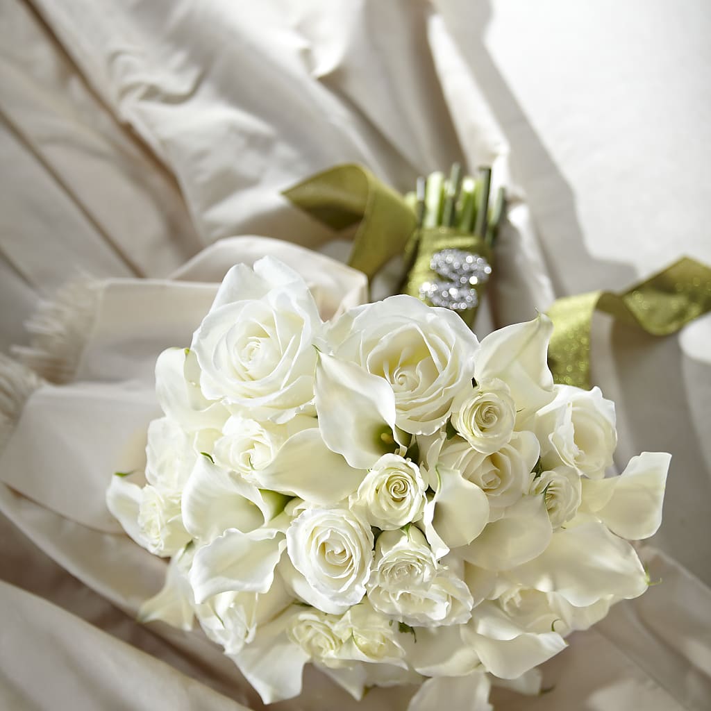 Serene Highness Bouquet – The Total Event Li Inc, Bethpage NY