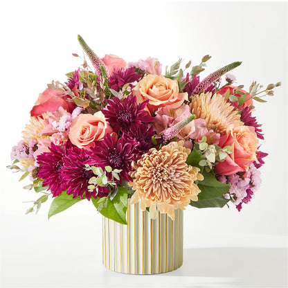 Berry Cobbler Bouquet with Ivory Vase –  The Total Event Li Inc, Bethpage NY
