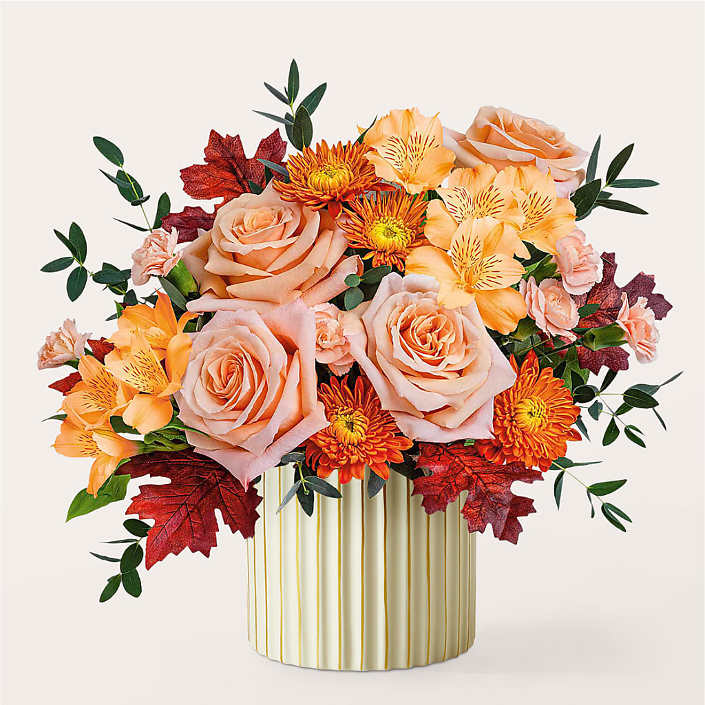 Spiced Latte Bouquet with Ivory Vase –  The Total Event Li Inc, Bethpage NY