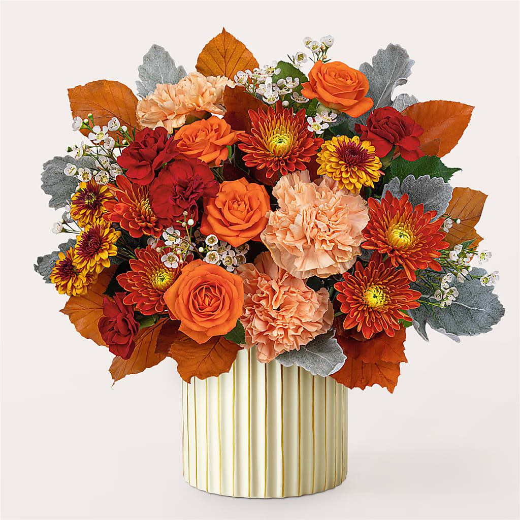 Merlot Bouquet with Ivory Vase –  The Total Event Li Inc, Bethpage NY
