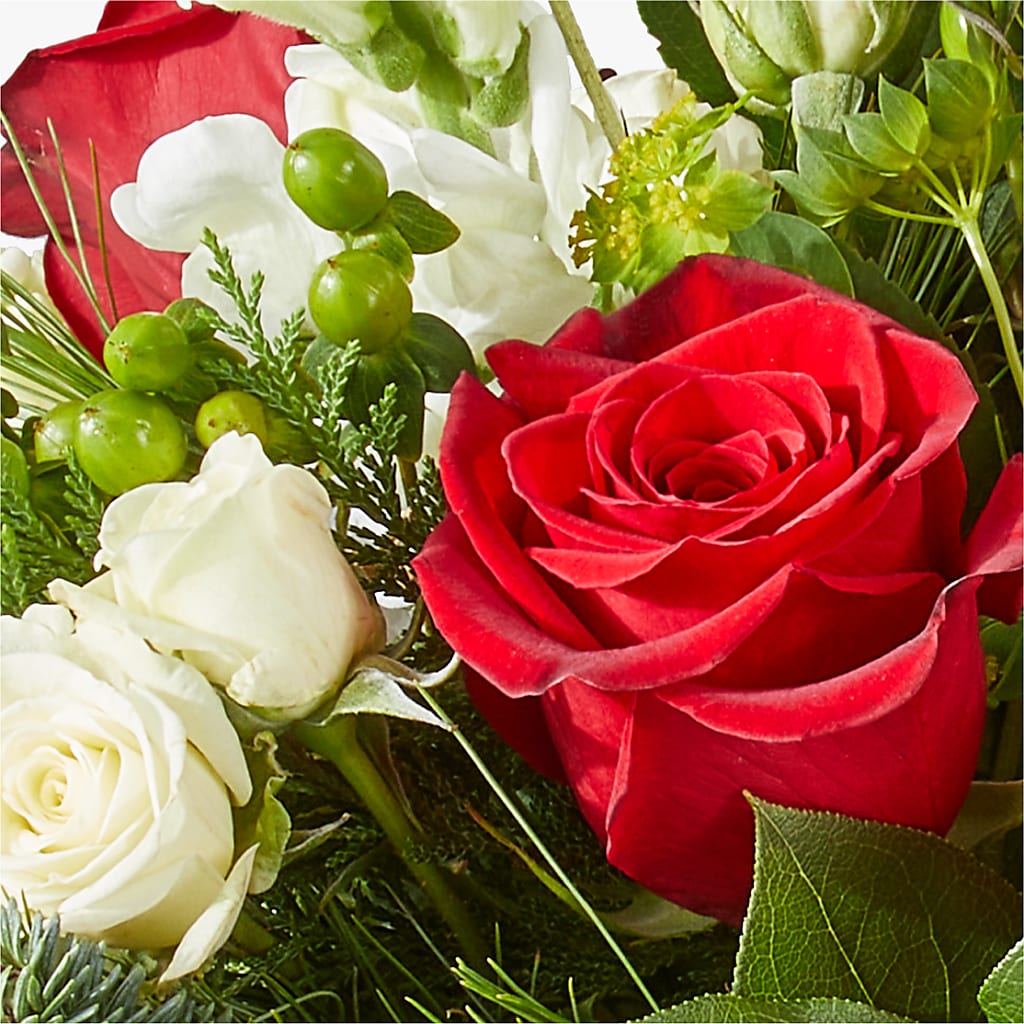 Deck the Halls Bouquet –  The Total Event Li Inc, Bethpage NY