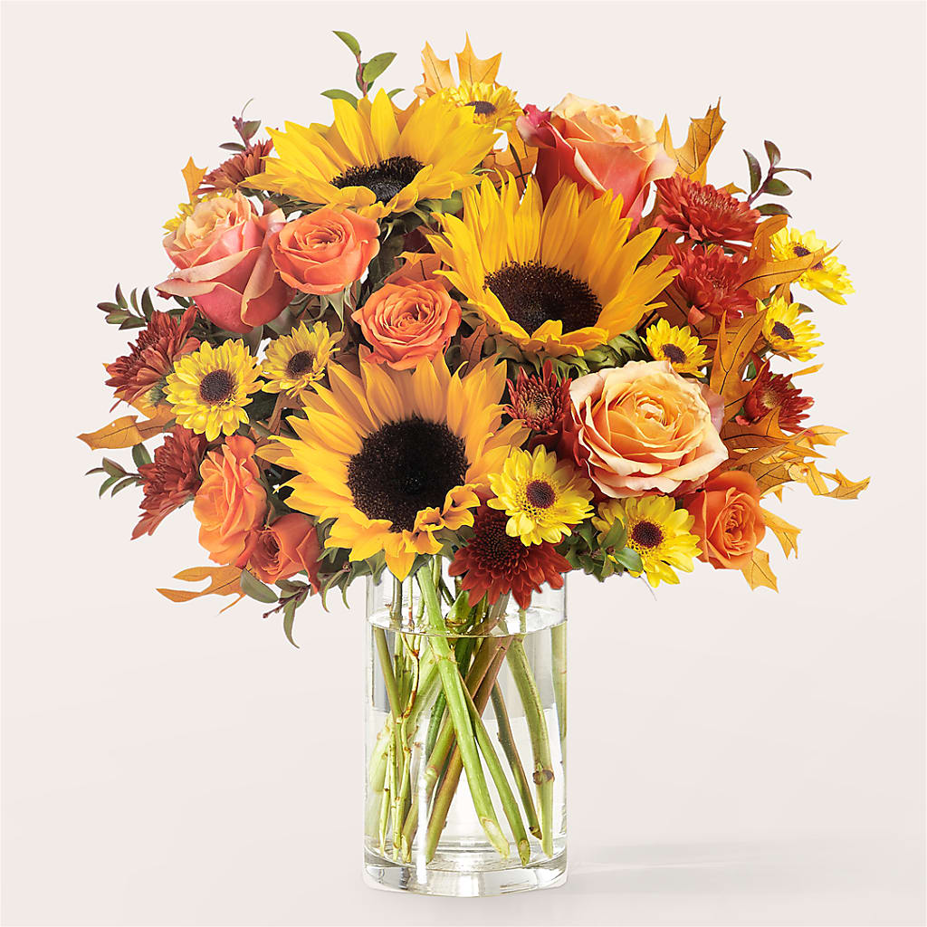 Fluttering Foliage Bouquet –  The Total Event Li Inc, Bethpage NY