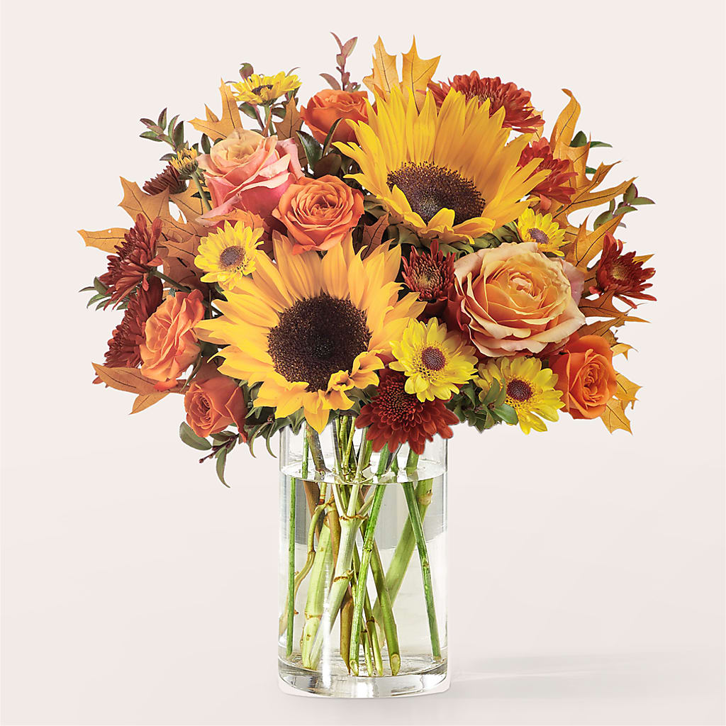 Fluttering Foliage Bouquet –  The Total Event Li Inc, Bethpage NY